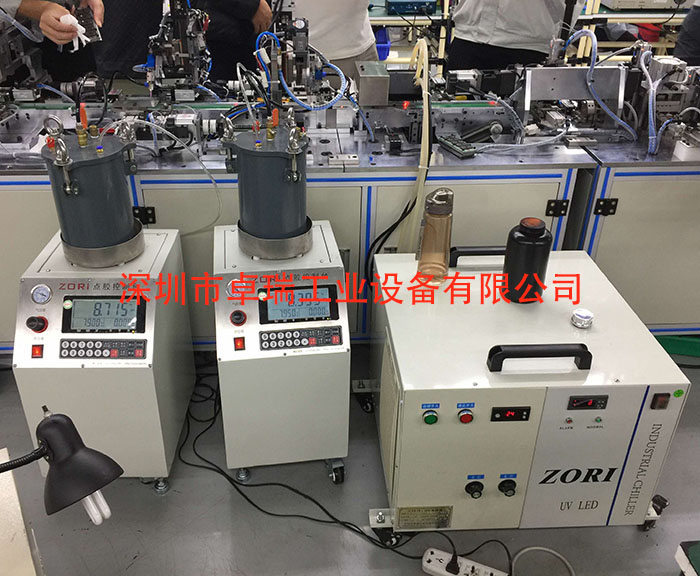 全自動點膠機